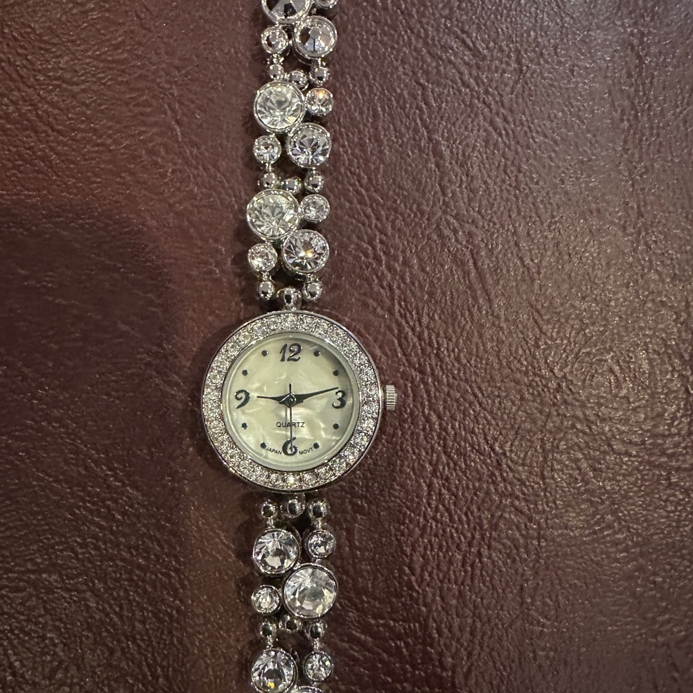 Elegant Silver Women's Watch